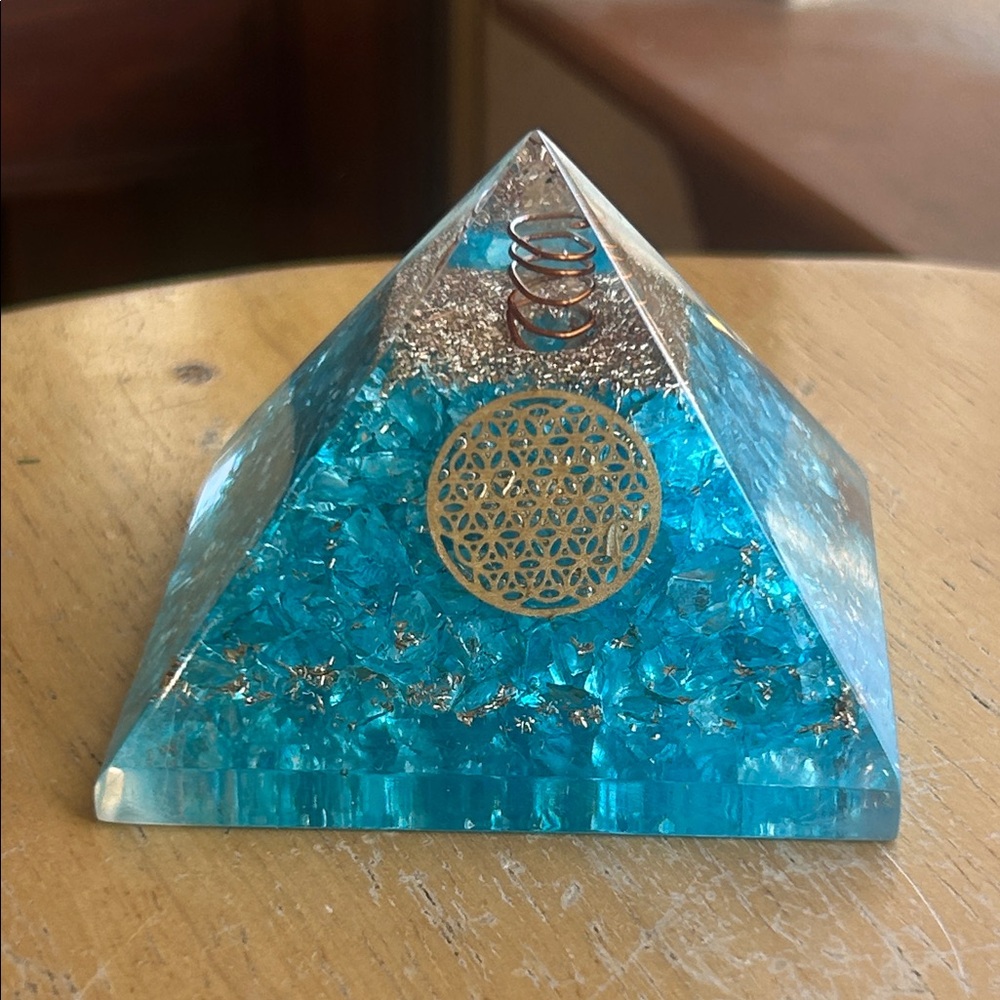 Aquamarine Healing Crystal Handmade Orgonite Pyramid For Yoga & Chakra Balancing